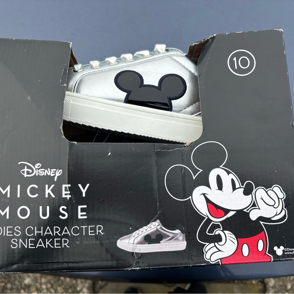 Disney Mickey Mouse Ladies Silver Sneaker